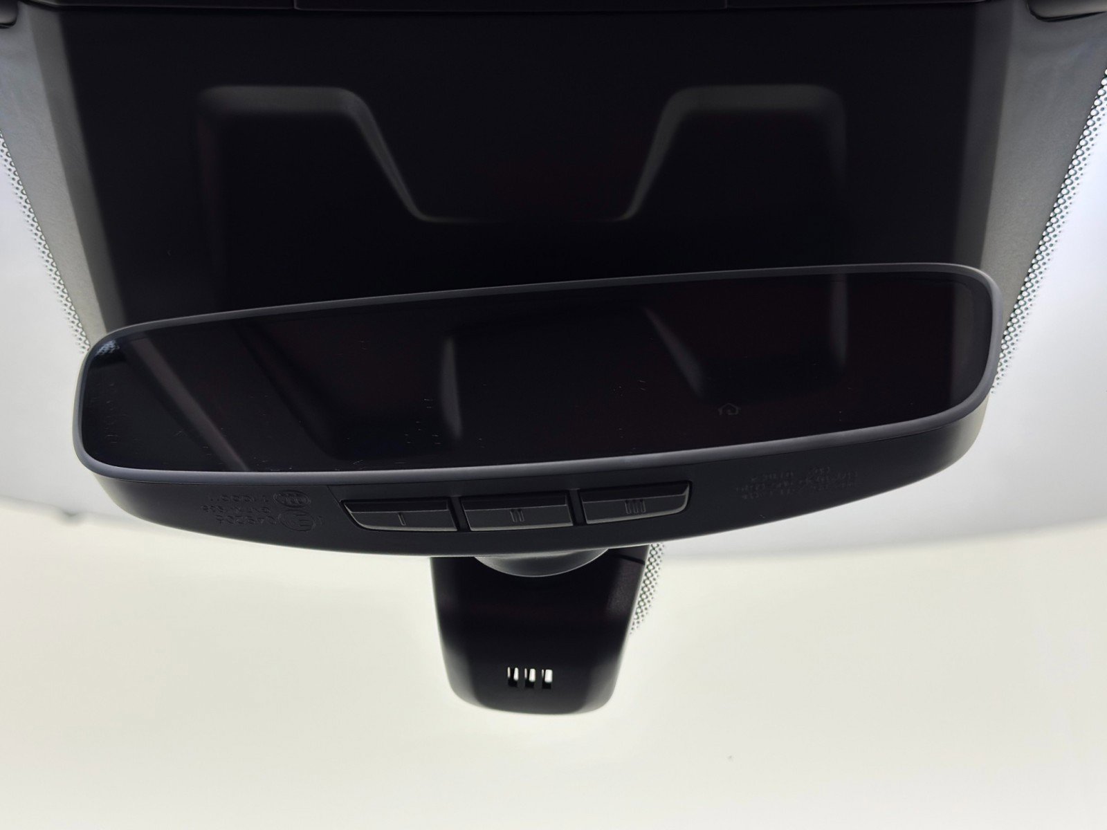 Used 2025 Porsche 911 Carrera RWD image 37