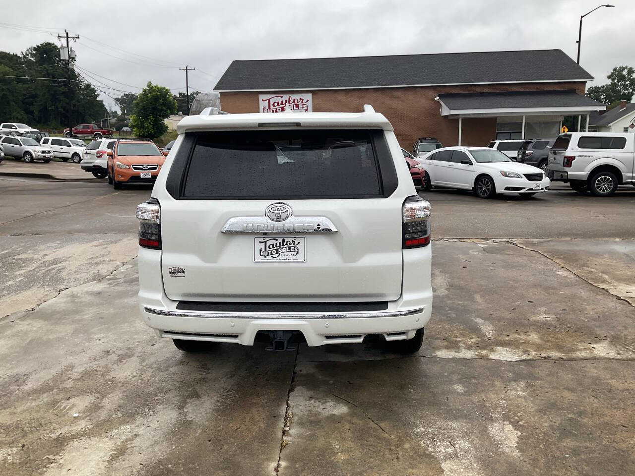 Used 2021 Toyota 4Runner Limited image 4