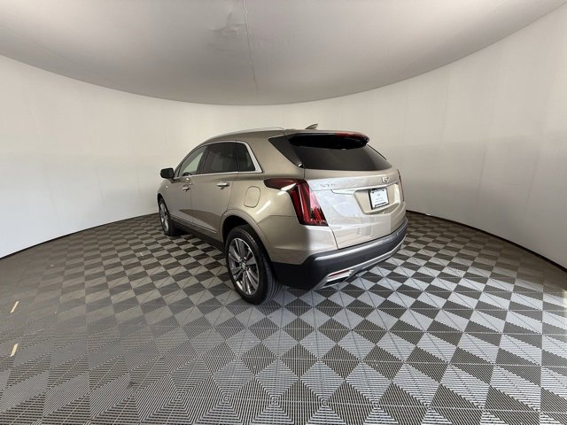 Used 2022 Cadillac XT5 Premium Luxury w/ LPO, Floor Liner Package image 15