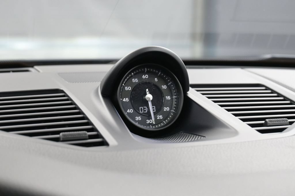 Certified 2020 Porsche 911 Carrera RWD image 19