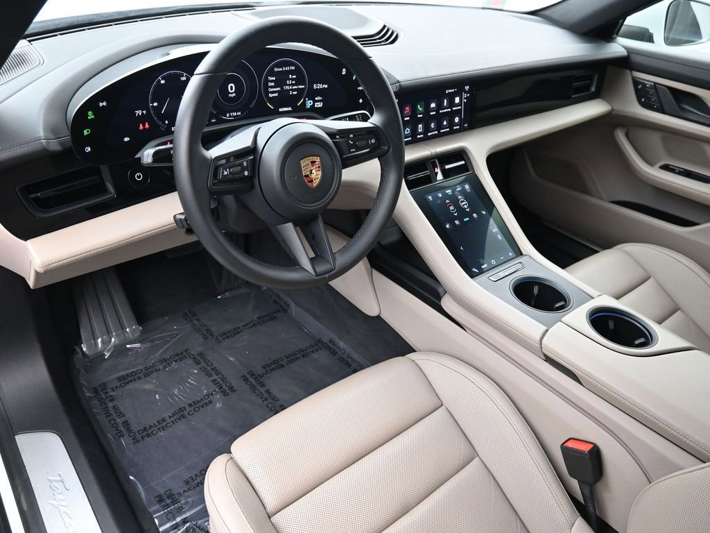 Certified 2020 Porsche Taycan 4S image 4