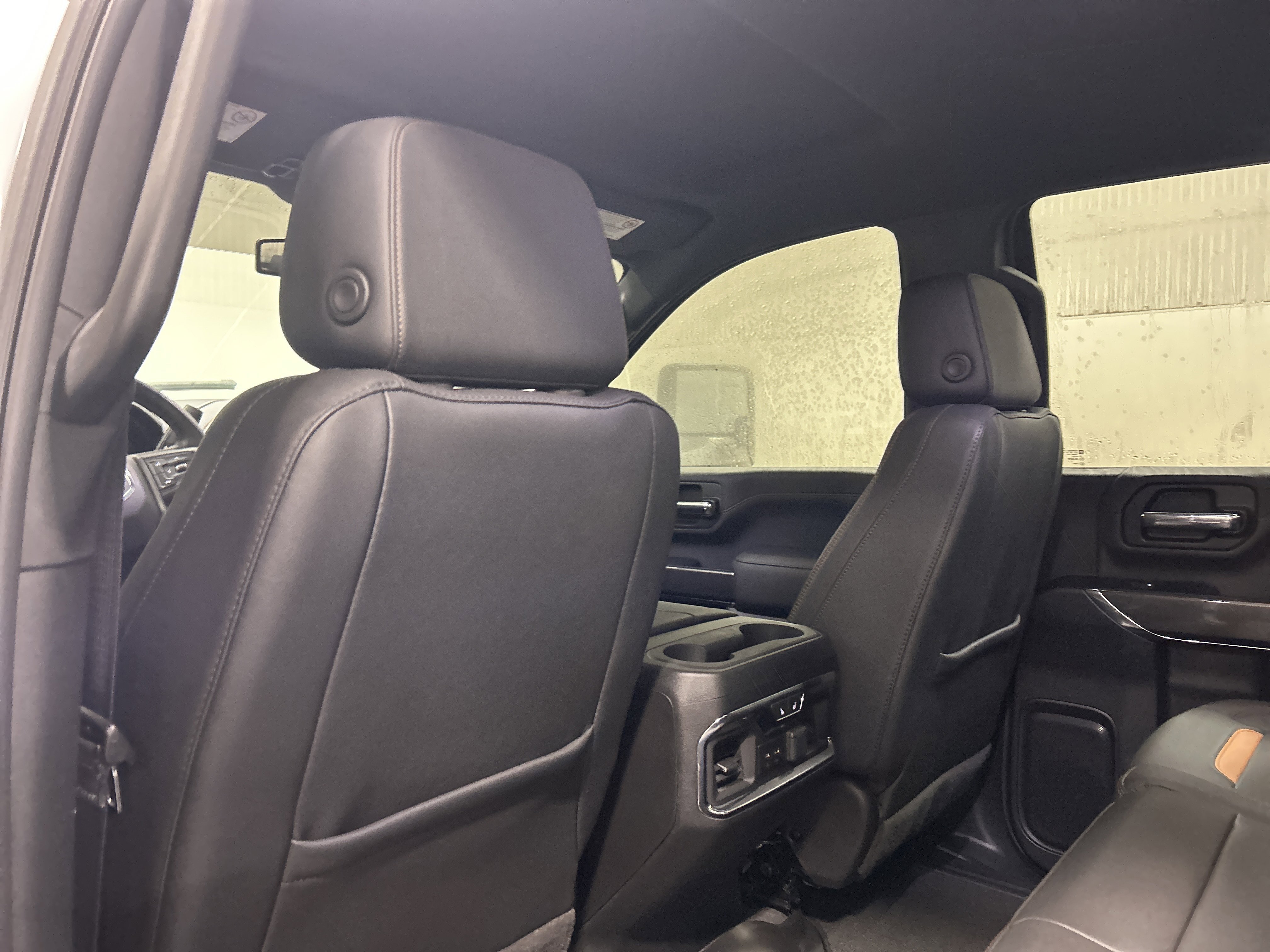 Used 2023 GMC Sierra 2500 AT4 w/ Gooseneck/5TH Wheel Package image 16