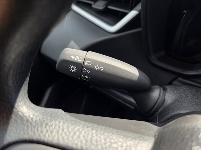 New 2026 Toyota Corolla LE w/ LE Premium Package FWD image 18