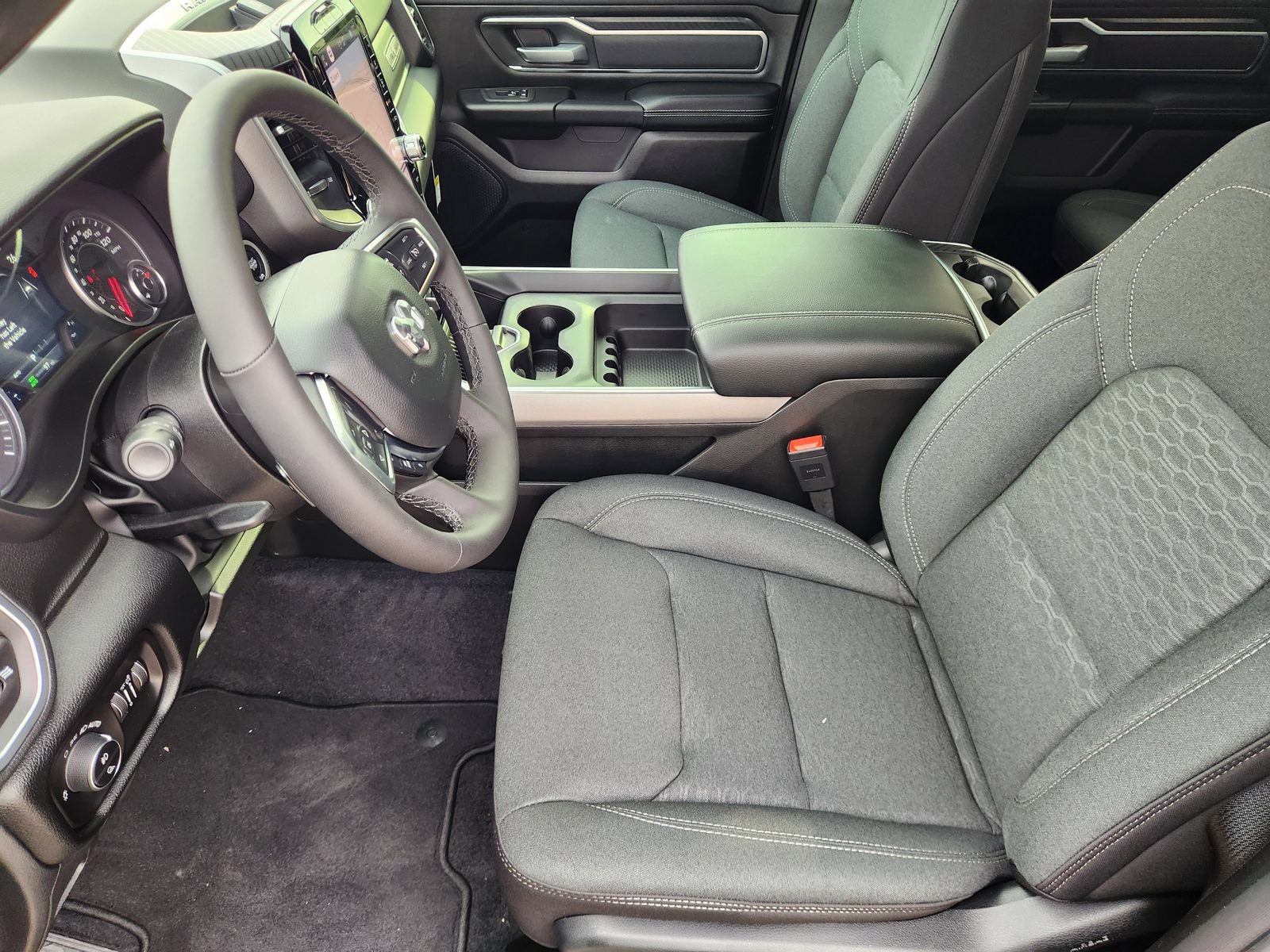 New 2026 RAM 1500 Lone Star AWD/4WD image 13