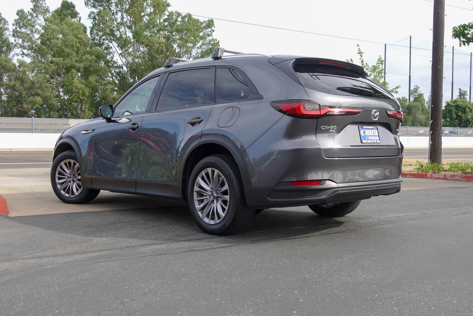 Used 2024 MAZDA CX-90 Plug-In Hybrid w/ Preferred image 7