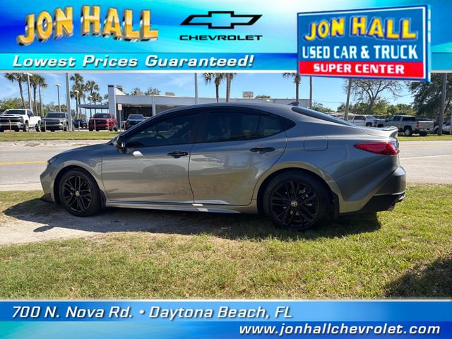 Used 2025 Toyota Camry SE image 8