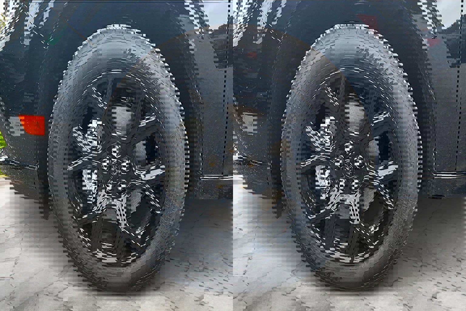 New 2025 Ford Maverick Lobo image 11