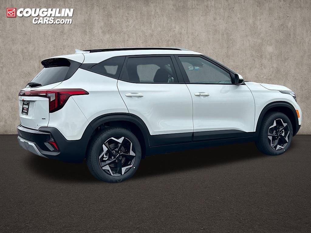 New 2026 Kia Seltos S image 3