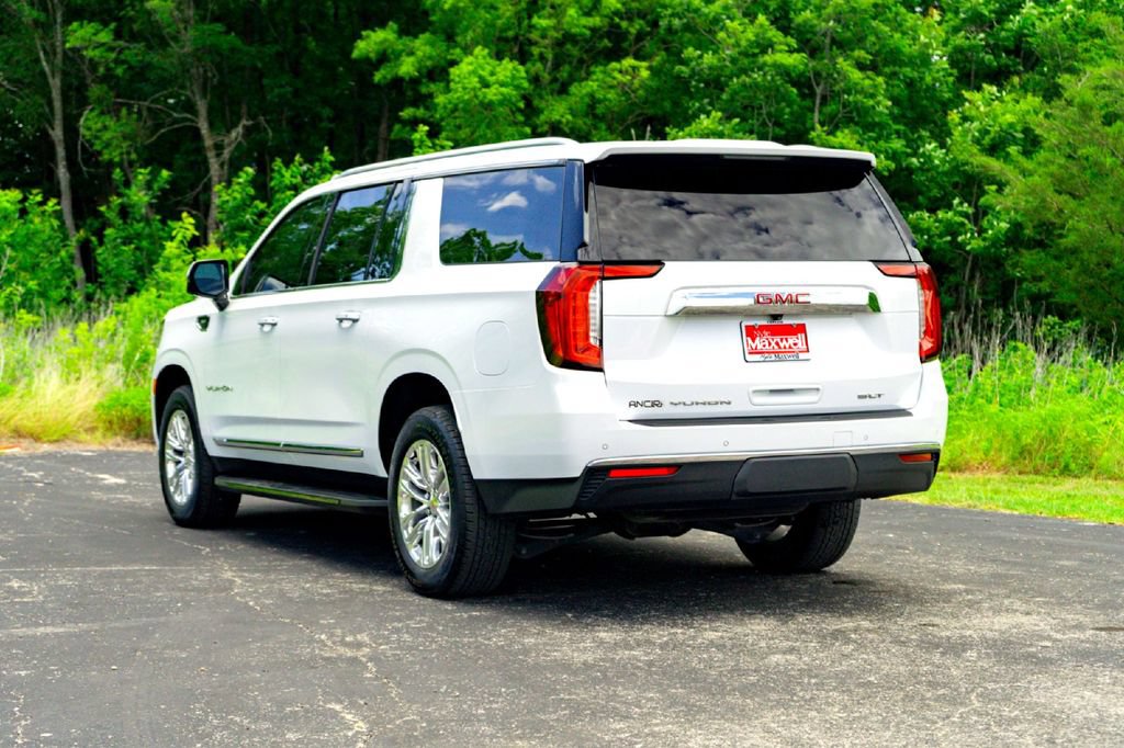 Used 2023 GMC Yukon XL SLT w/ SLT Luxury Package AWD/4WD image 9