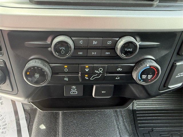 Used 2024 Ford F550 4x4 SuperCab Super Duty image 26