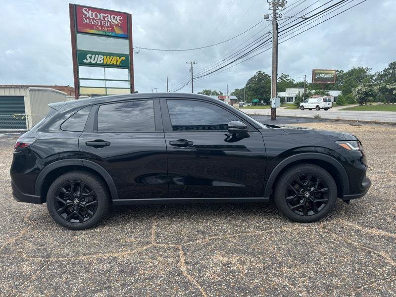 Used 2023 Honda HR-V Sport image 6