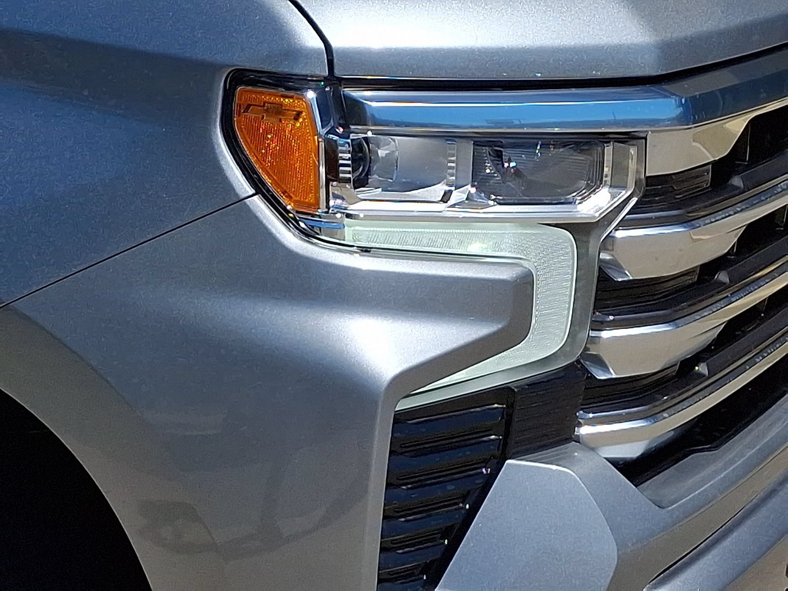 New 2026 Chevrolet Silverado 1500 High Country w/ High Country Premium Package AWD/4WD image 9