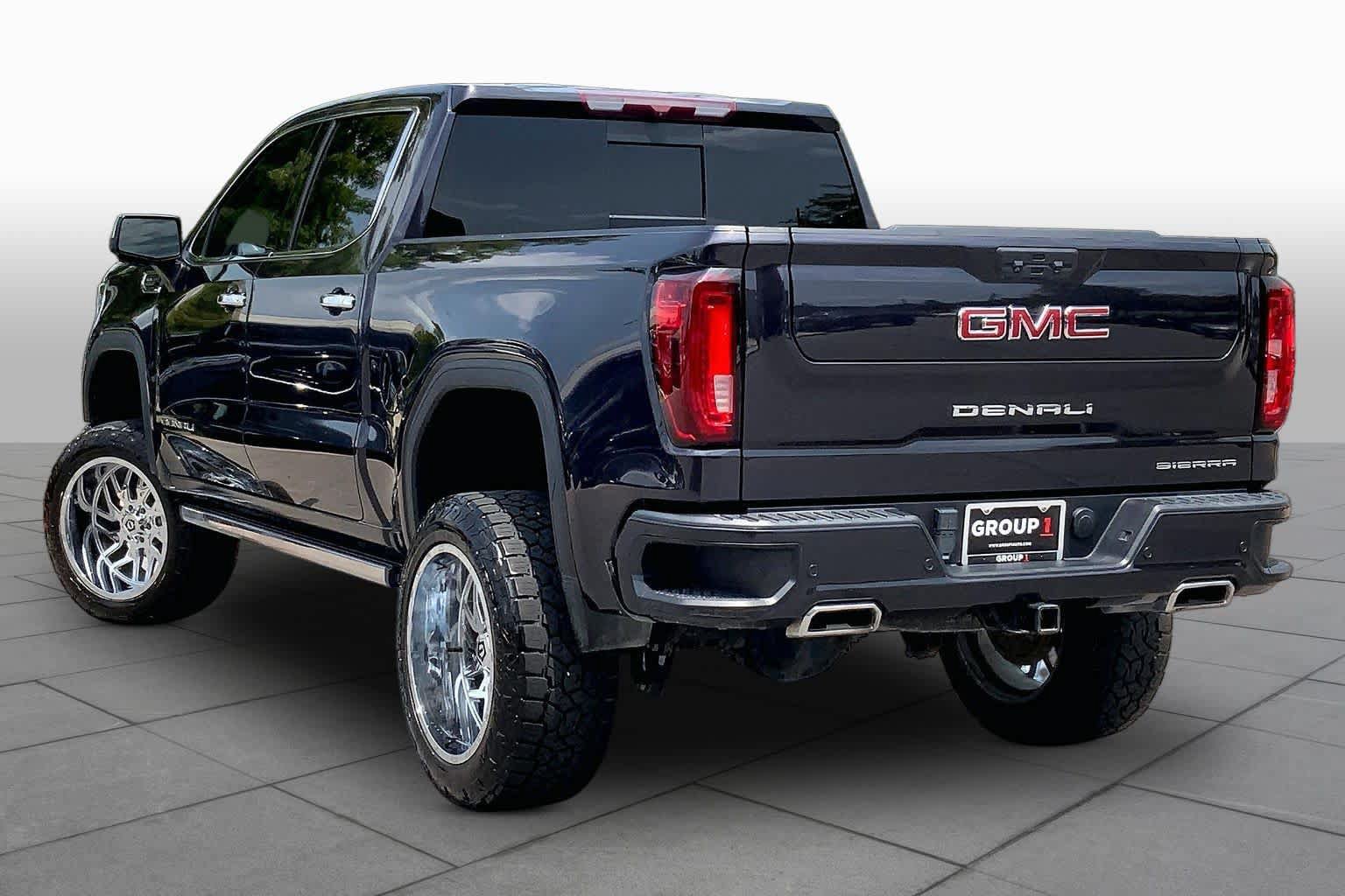 Used 2022 GMC Sierra 1500 Denali AWD/4WD image 12