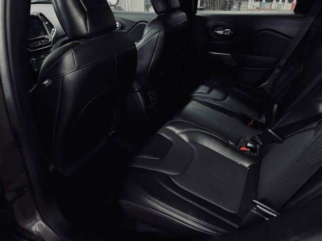 Used 2022 Jeep Cherokee Limited image 24