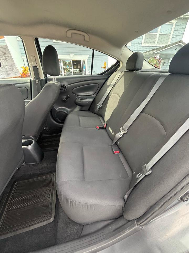 Used 2019 Nissan Versa S FWD image 18