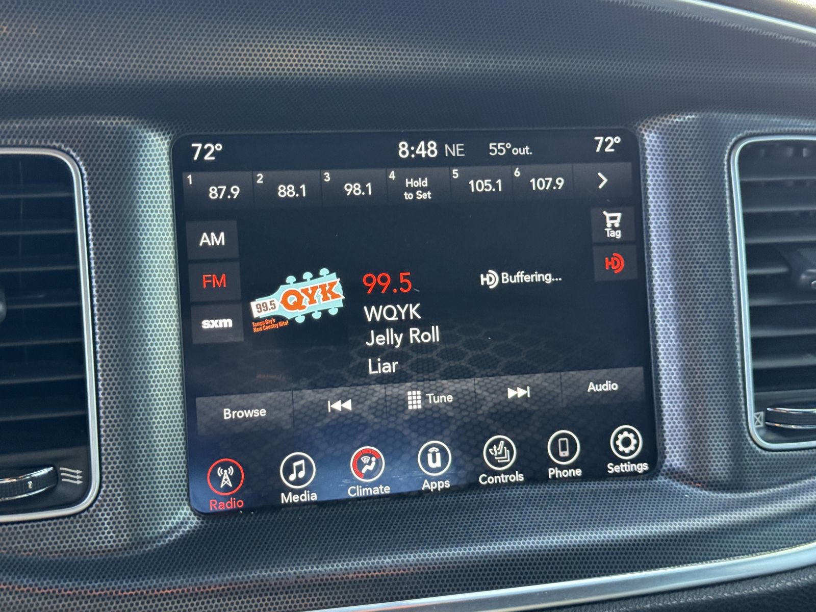 Used 2017 Dodge Charger SXT image 19