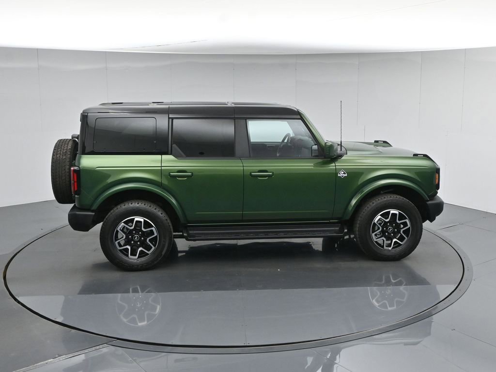 Used 2025 Ford Bronco Outer Banks AWD/4WD image 42