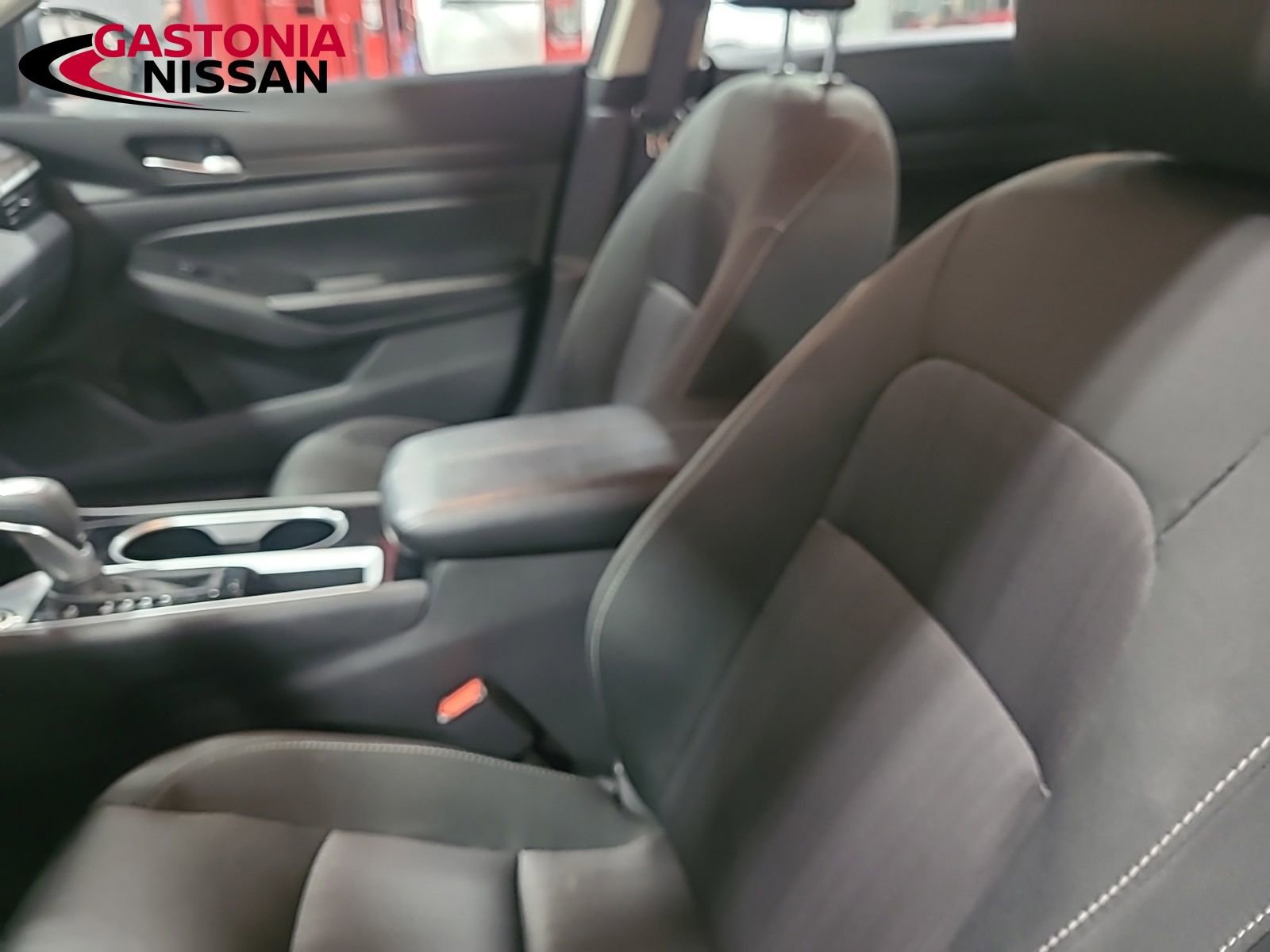 Used 2024 Nissan Altima 2.5 SV image 40