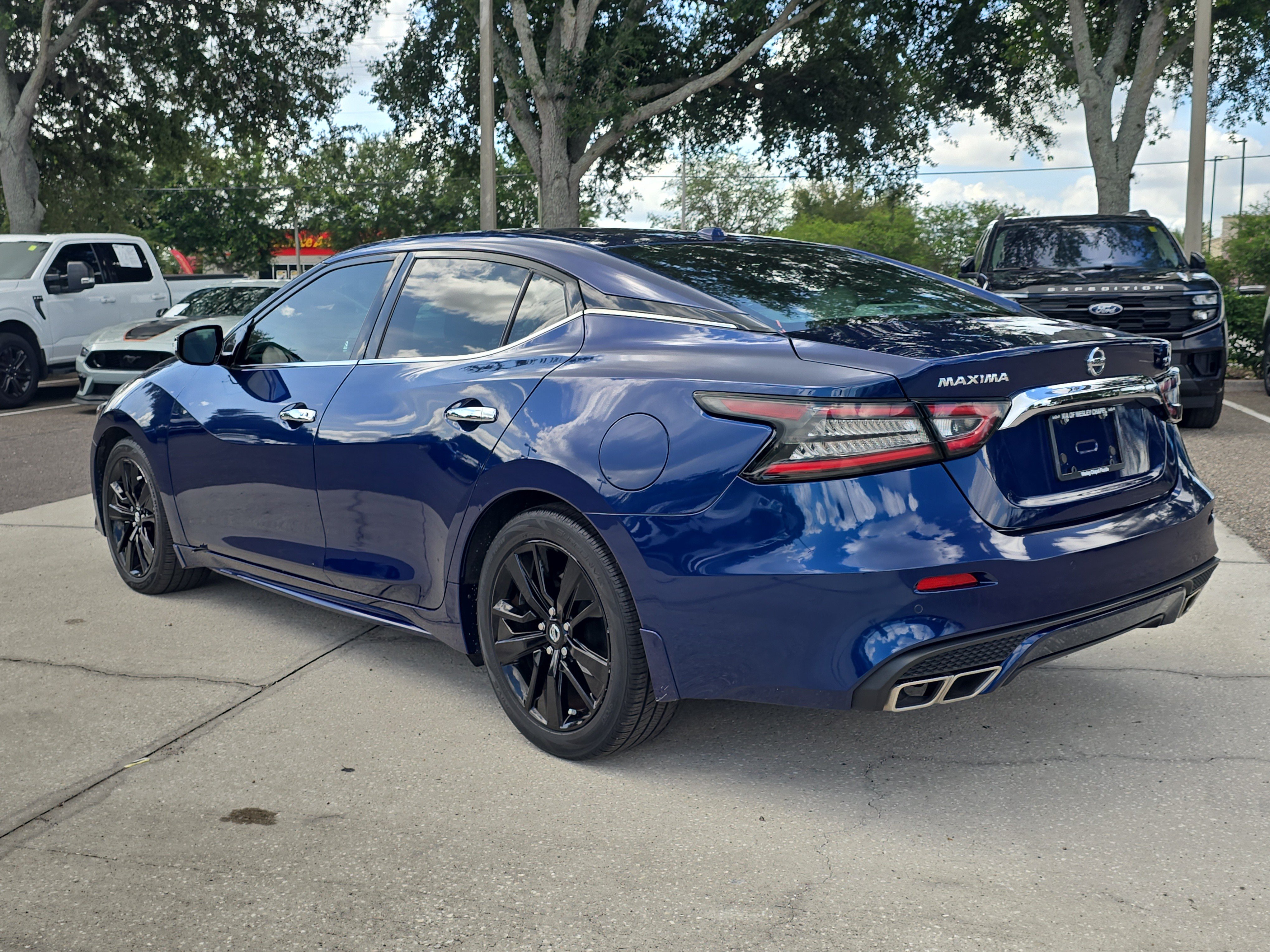 Used 2020 Nissan Maxima 3.5 SV w/ Floor Mat Group FWD image 6