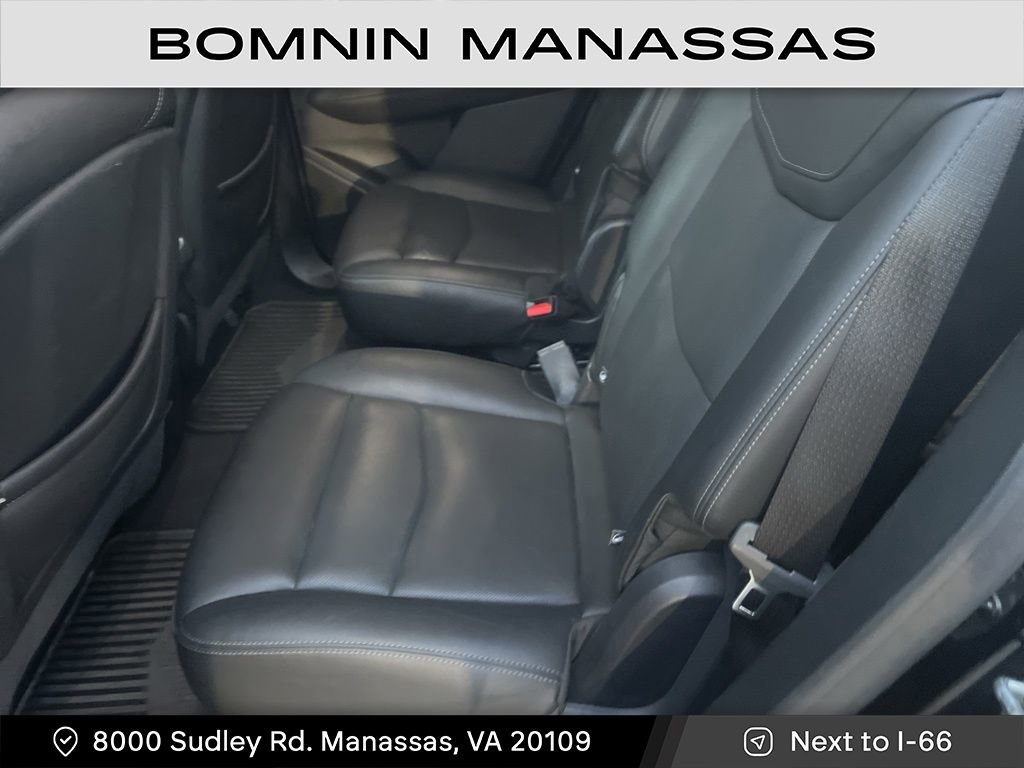 Used 2022 Cadillac XT6 Premium Luxury image 6