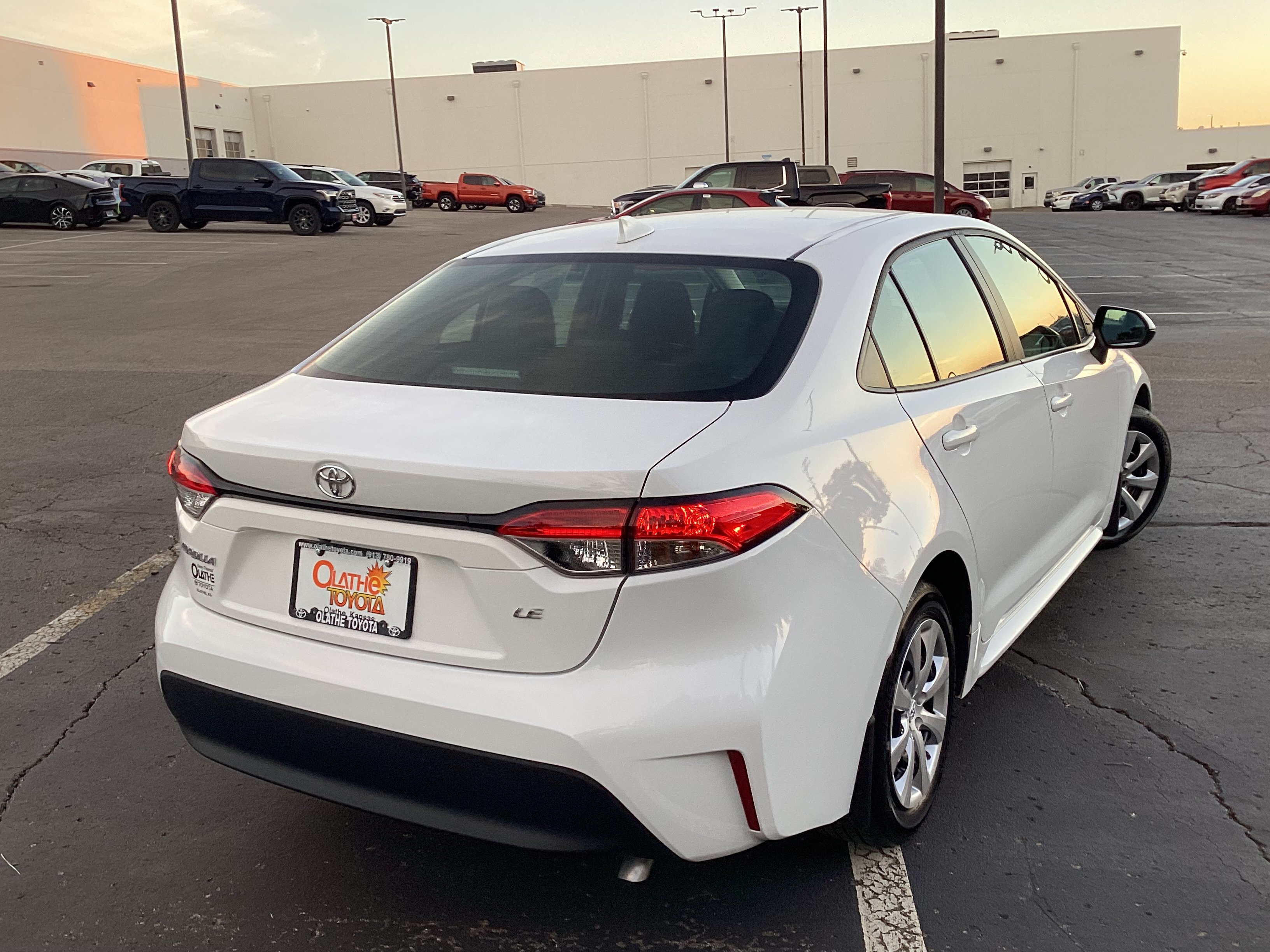 Certified 2025 Toyota Corolla LE FWD image 20