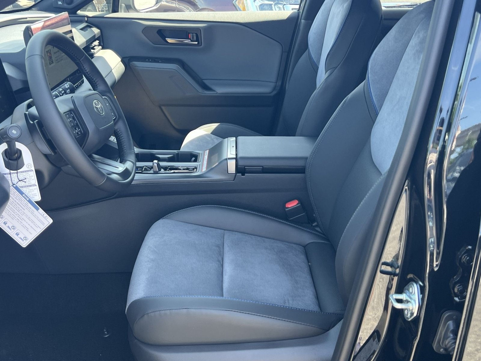 New 2026 Toyota RAV4 XSE AWD/4WD image 7