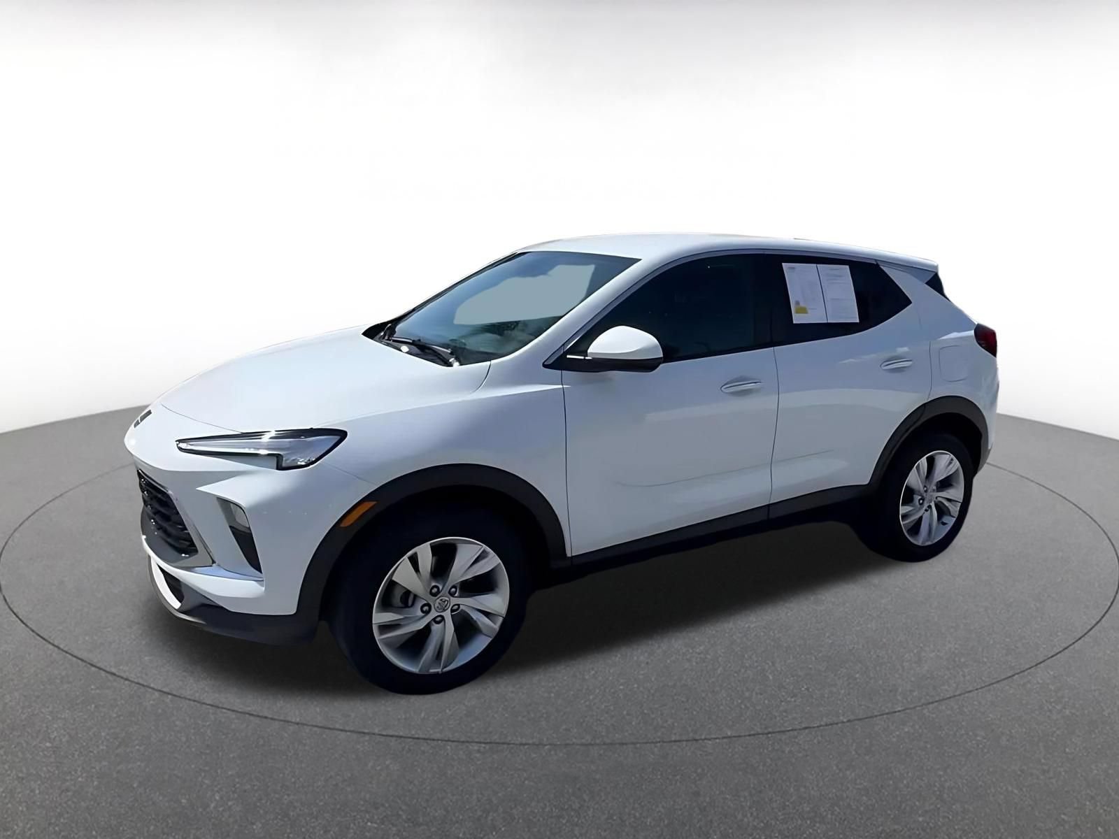 Used 2025 Buick Encore GX Preferred AWD/4WD image 8