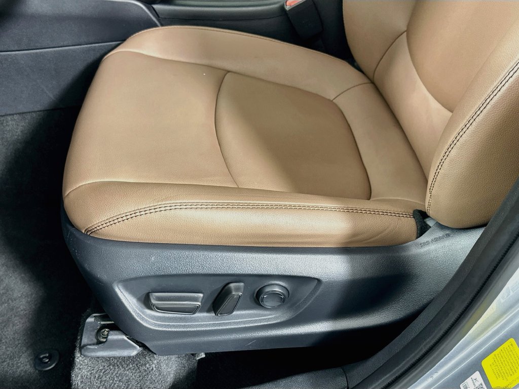 Certified 2026 Toyota Corolla Cross XLE FWD image 19