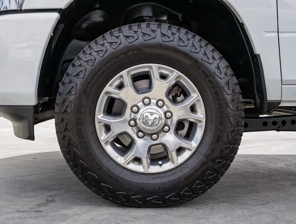 Used 2024 RAM 2500 Laramie image 11