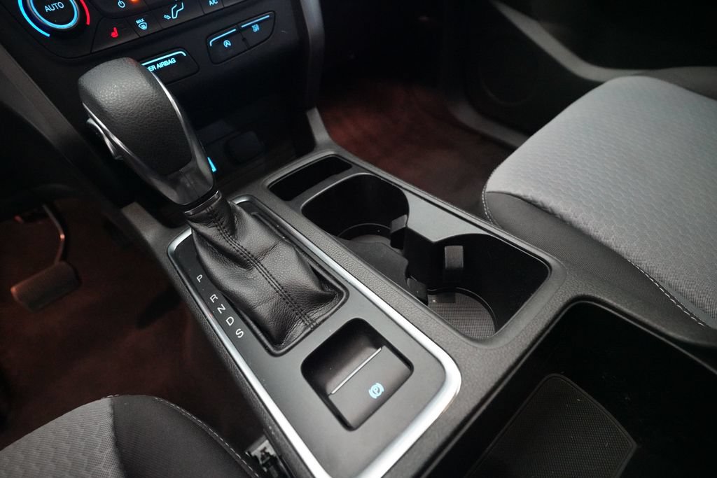 Used 2019 Ford Escape SE FWD image 16