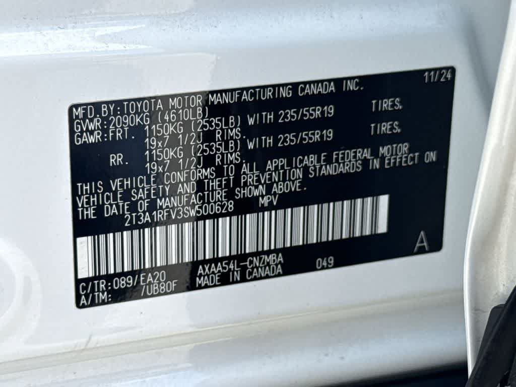 Used 2025 Toyota RAV4 XLE Premium AWD/4WD image 29
