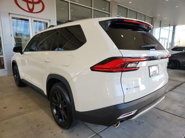 Used 2024 Toyota Grand Highlander AWD Hybrid image 9