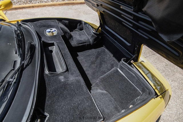 Used 1988 Ferrari Testarossa RWD image 16
