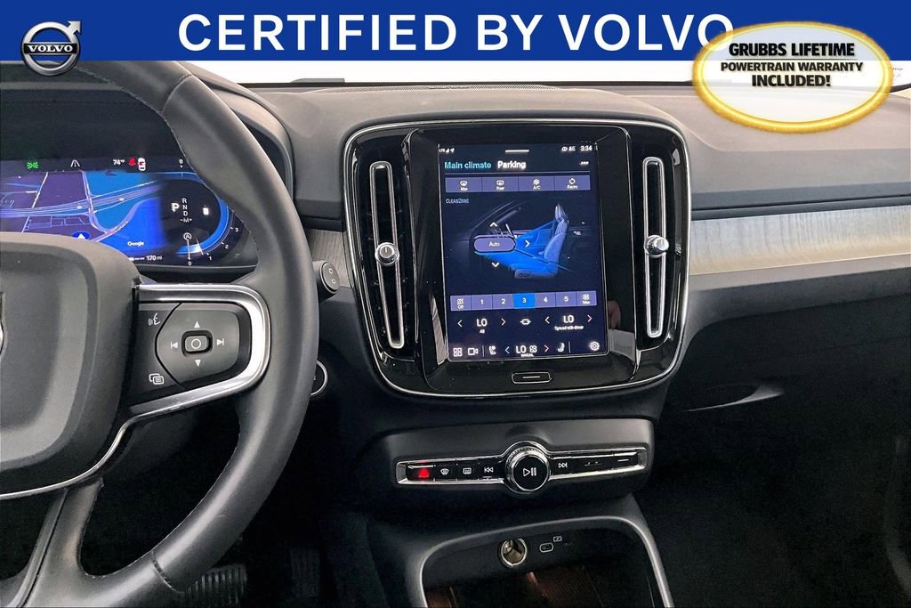 Certified 2023 Volvo XC40 B5 Ultimate w/ Protection Package Premier image 9