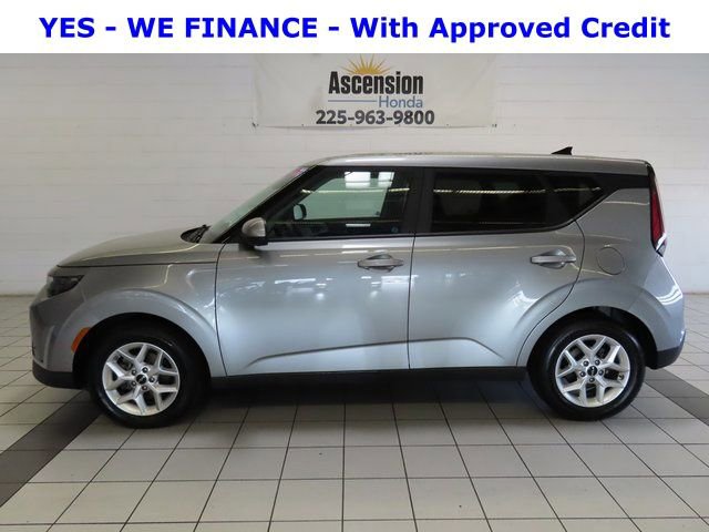 Used 2024 Kia Soul LX w/ Option Group 015 image 3
