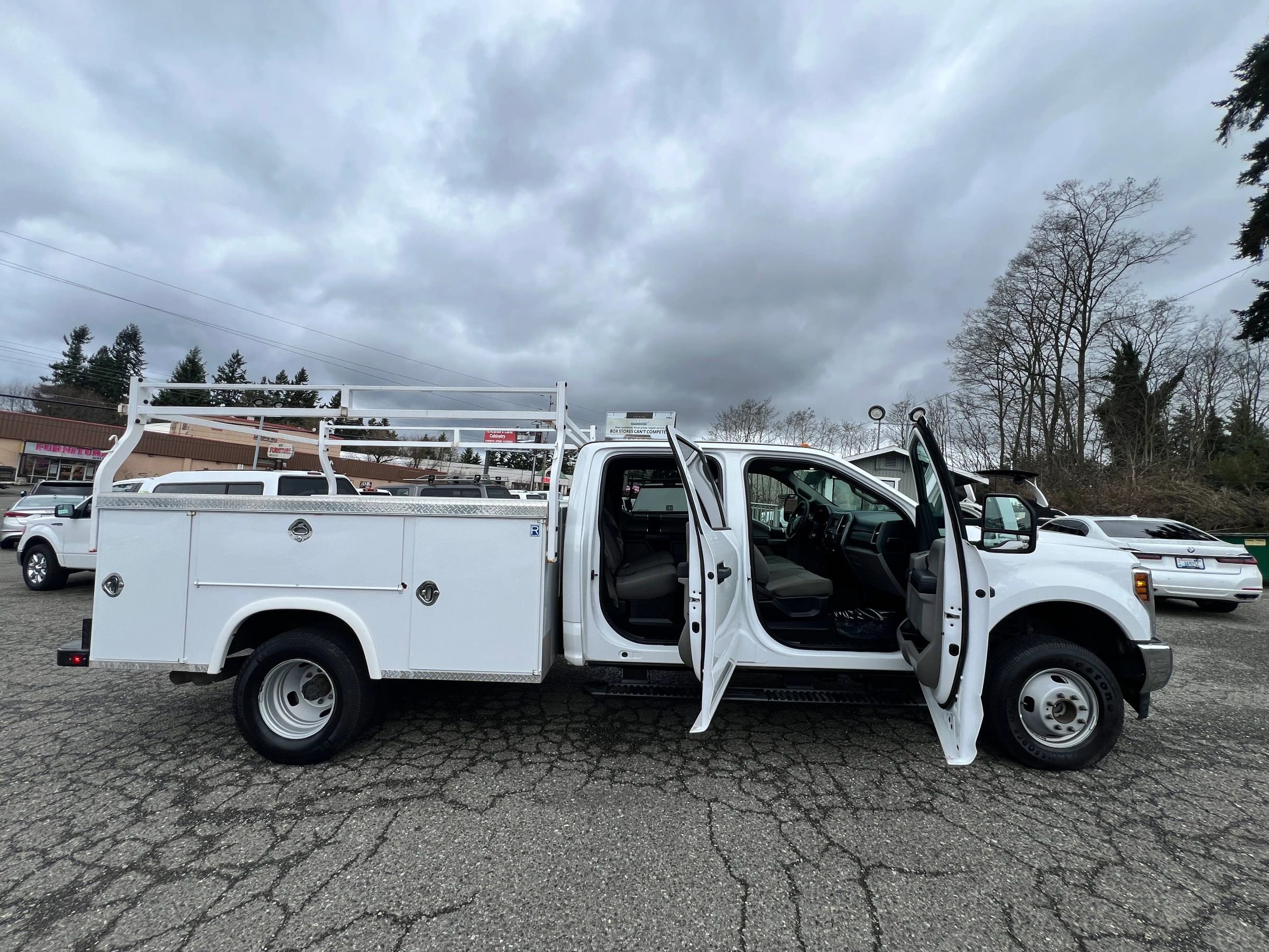 Used 2018 Ford F350 XLT AWD/4WD image 23