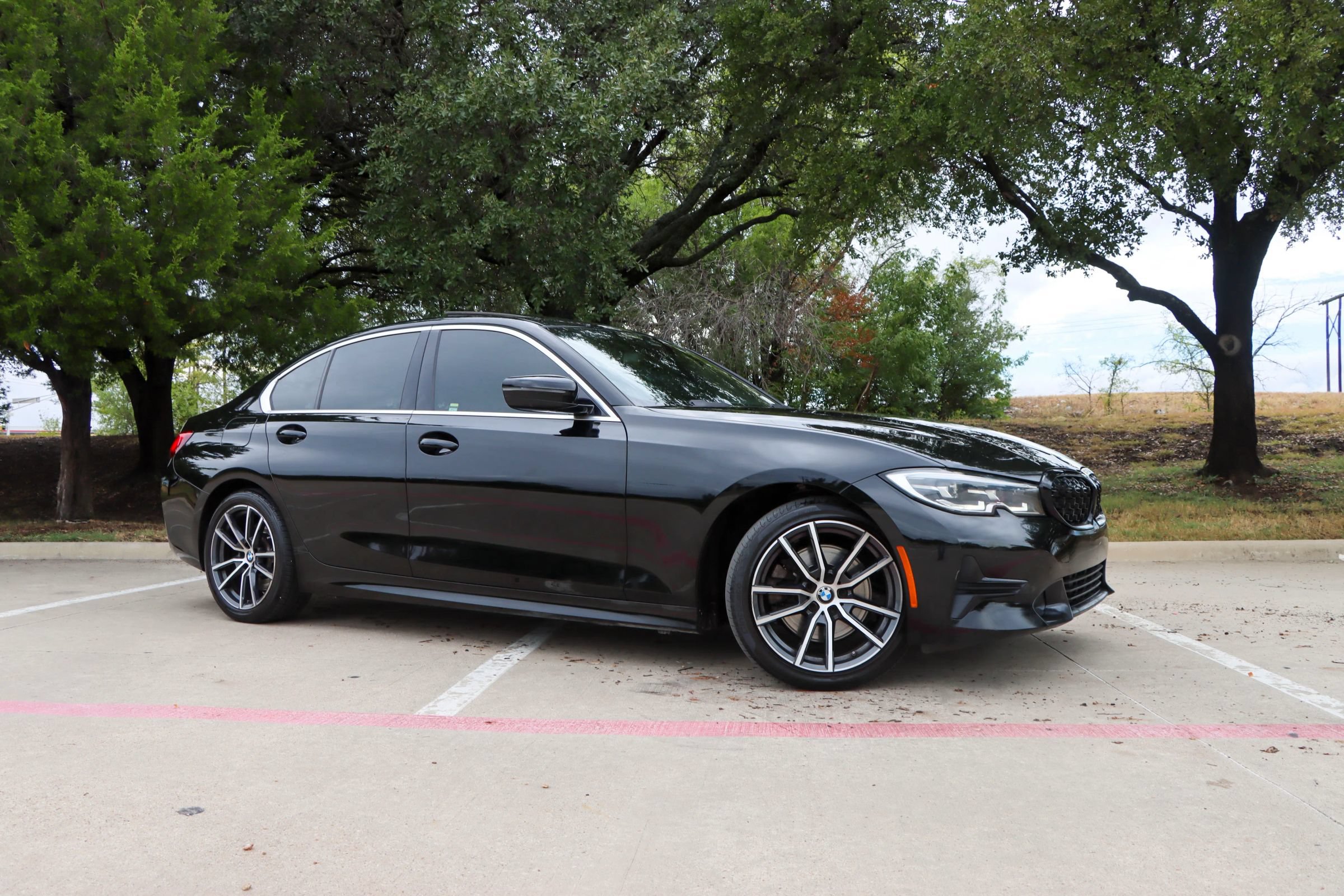 Used 2021 BMW 330i Sedan w/ Convenience Package RWD image 1