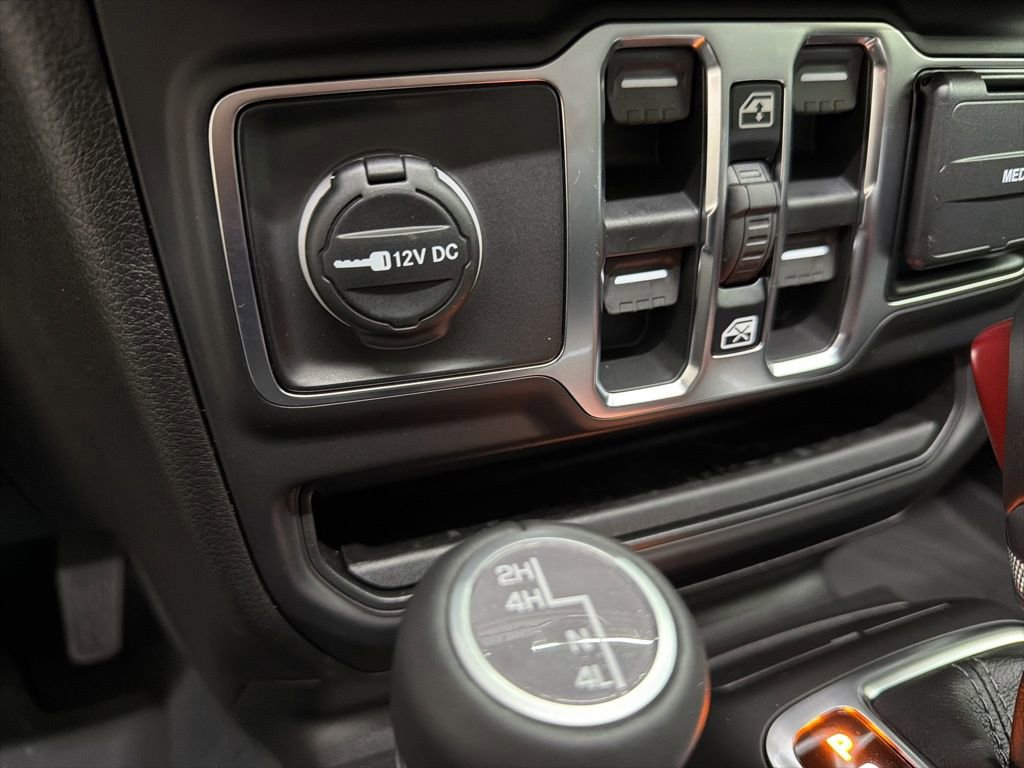 New 2026 Jeep Wrangler Unlimited Sahara AWD/4WD image 43
