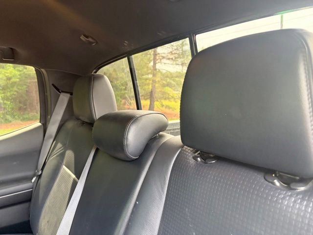 Used 2022 Toyota Tacoma TRD Sport w/ TRD Premium Sport Package AWD/4WD image 15