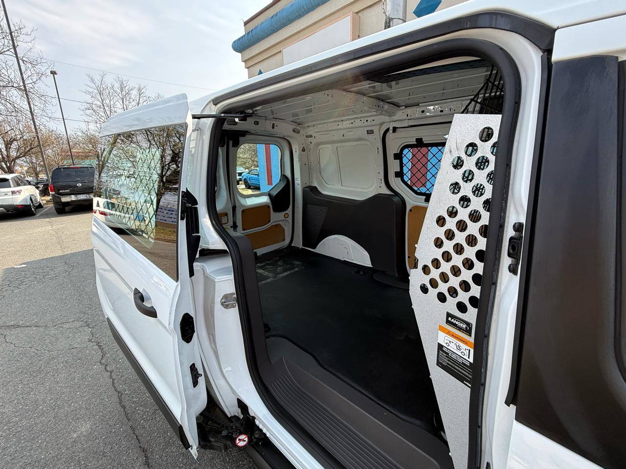 Used 2020 Ford Transit Connect XL image 15