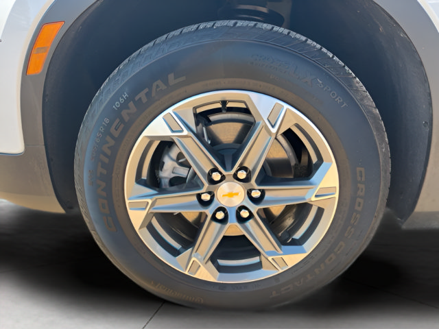 Used 2026 Chevrolet Blazer LT FWD image 11