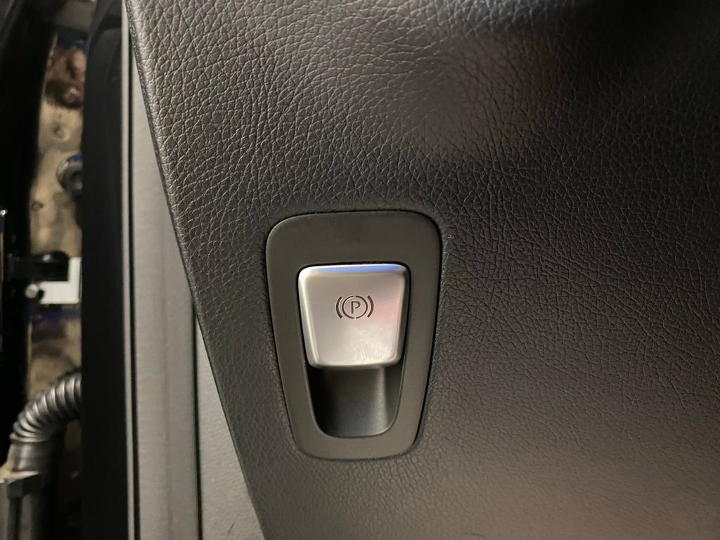 Used 2019 Mercedes-Benz GLC 43 AMG 4MATIC image 14