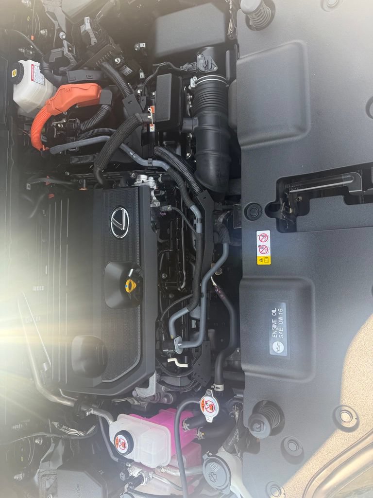 Used 2024 Lexus NX 350h AWD image 31