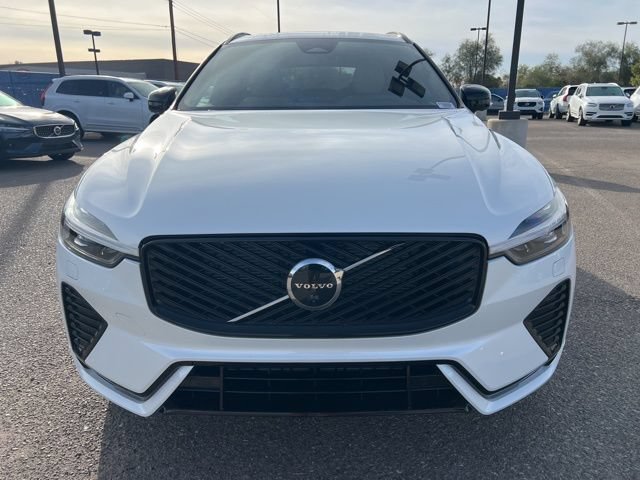 New 2026 Volvo XC60 B5 Plus w/ Climate Package PRO AWD/4WD image 9