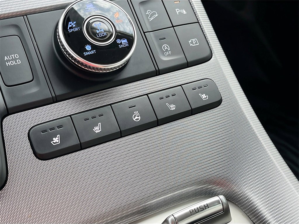 Used 2025 Hyundai Palisade Calligraphy image 21
