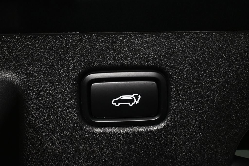 Used 2025 Kia EV6 Wind RWD image 29