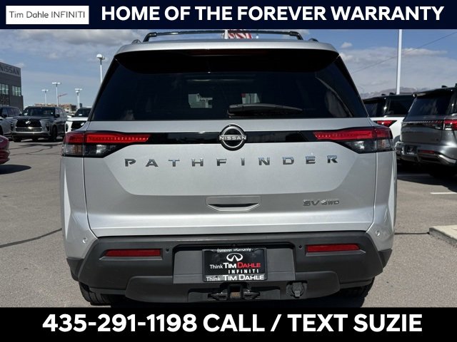 Used 2023 Nissan Pathfinder SV w/ SV Premium Package image 9