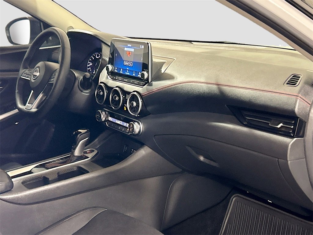 Used 2025 Nissan Sentra SR image 25