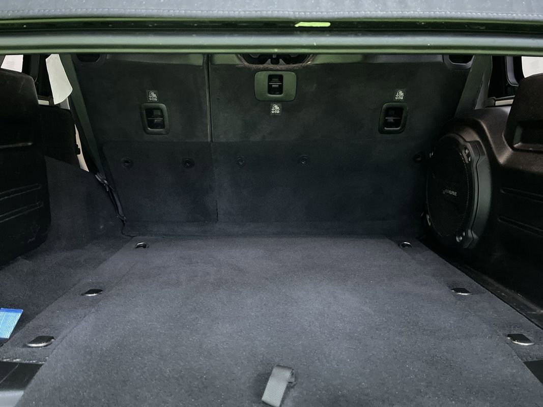 Used 2018 Jeep Wrangler Unlimited Rubicon image 27