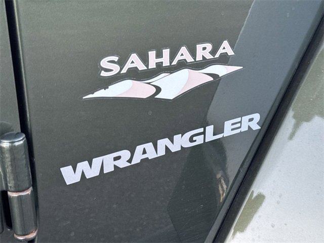 Used 2007 Jeep Wrangler Sahara w/ Dual Top Group image 17